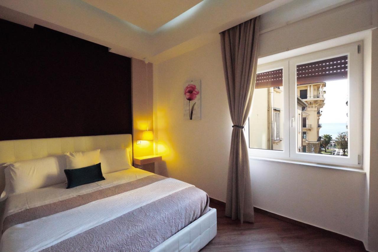 Bed and Breakfast 360 Hospitality Salerno Exterior foto