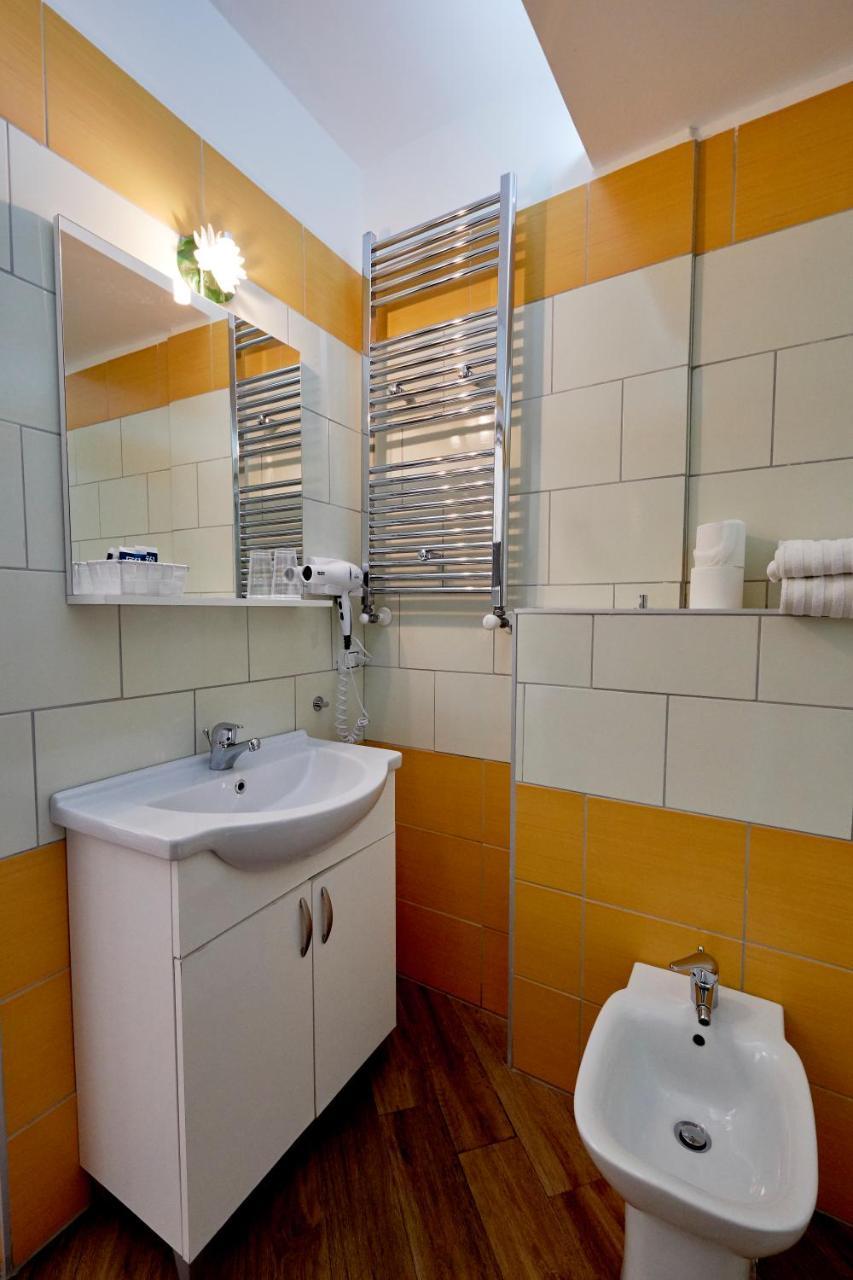 Bed and Breakfast 360 Hospitality Salerno Exterior foto